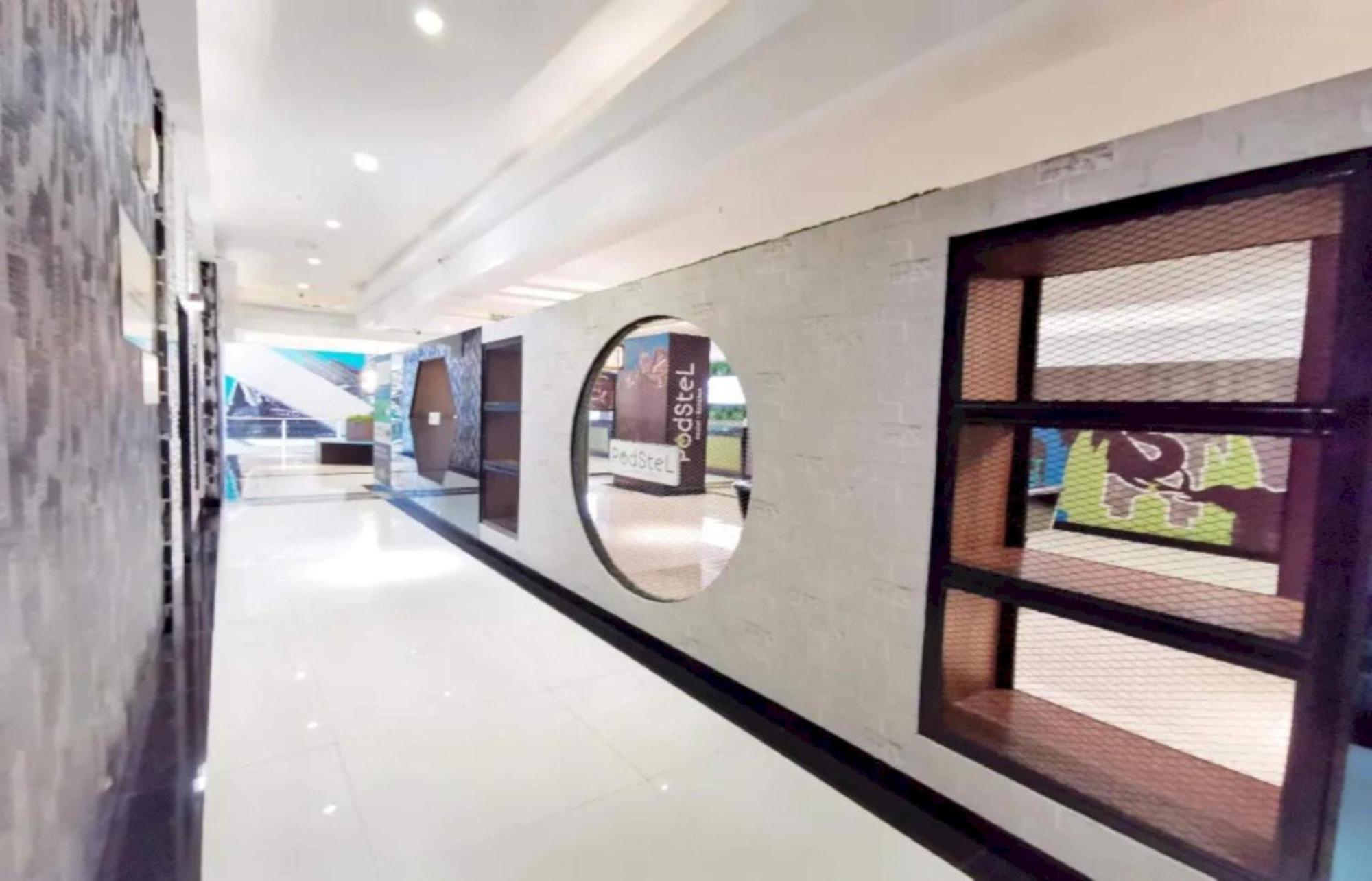 Capital O 75451 Podstel Hostel 방콕 외부 사진