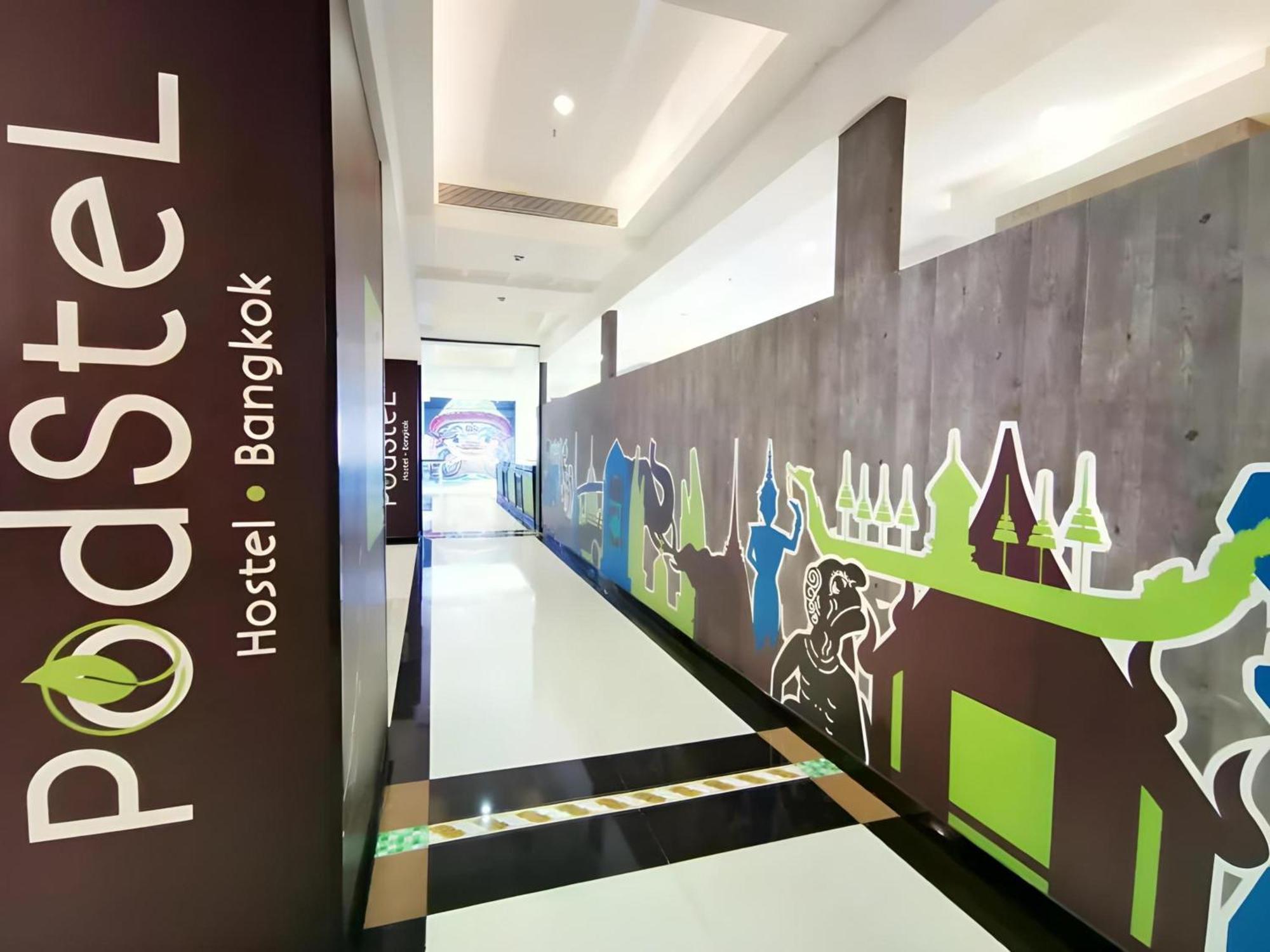 Capital O 75451 Podstel Hostel 방콕 외부 사진