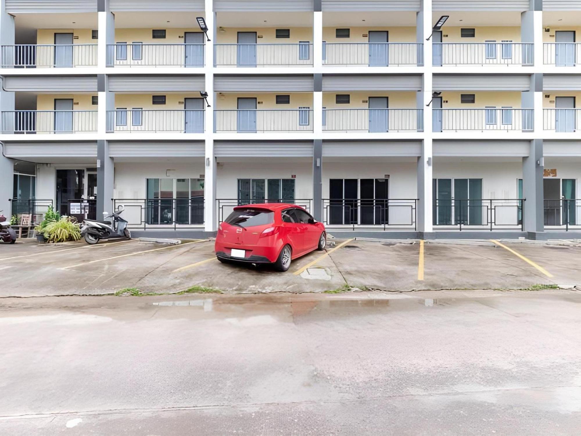 Capital O 75451 Podstel Hostel 방콕 외부 사진